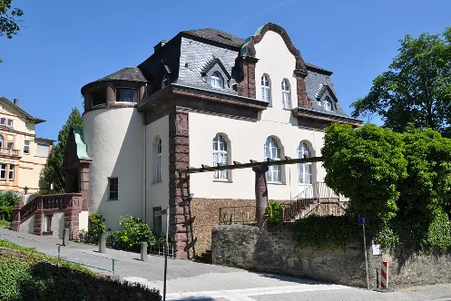 Das Logenhaus von der Brühlsbachstraße aus gesehen